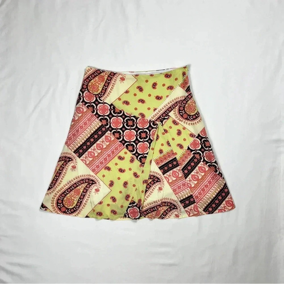 Y2K Low Rise Skirt - Picture 2 of 7